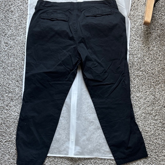 Old Navy Women’s  Black Khakis - Boyfriend Fit - Picture 5 of 7